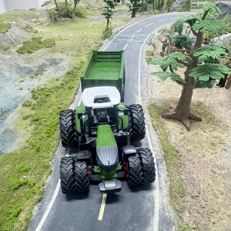 Großer Traktor mit Anhänger Spielzeug Bauernhof